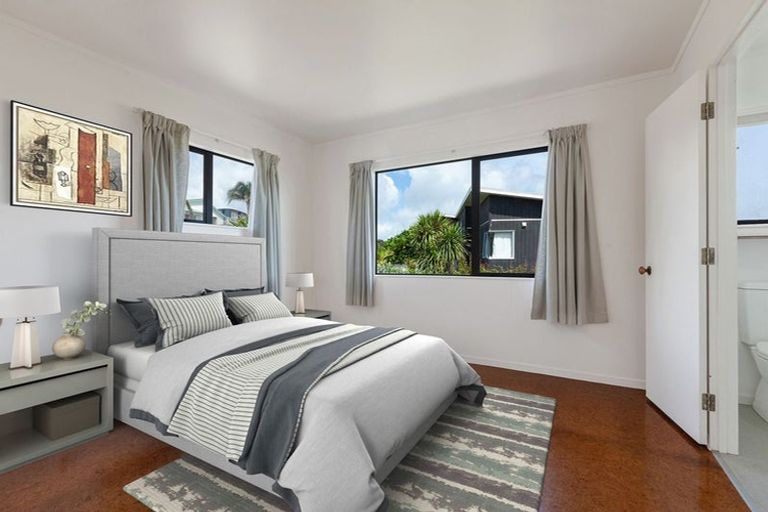 Photo of property in 11 Torsby Road, Coopers Beach, 0420