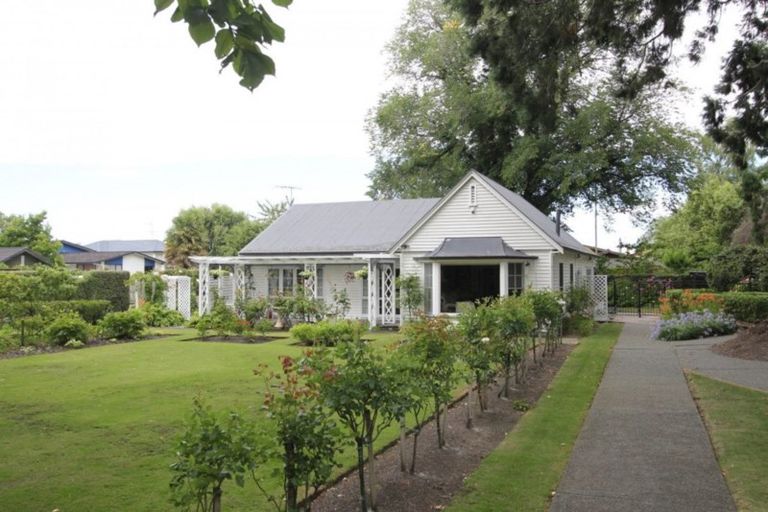 Photo of property in 1 Park Lane, Ashburton, 7700