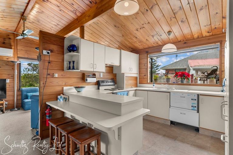 Photo of property in 1870 State Highway 1, Kaiwaka, 0573