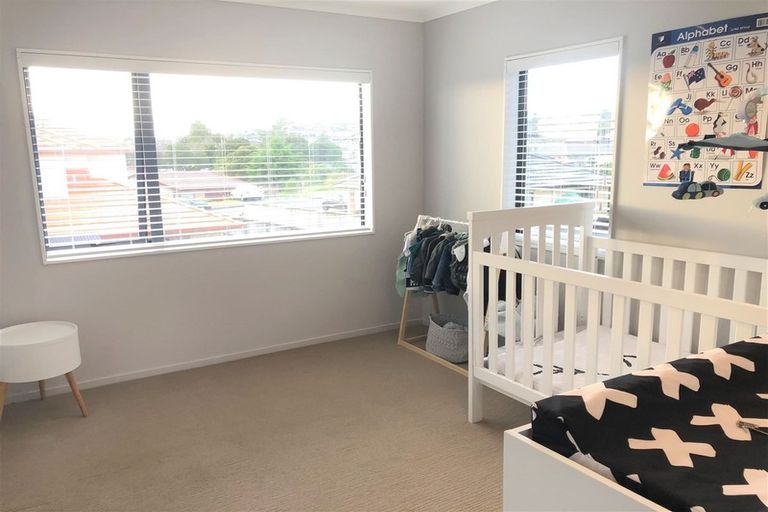 Photo of property in 43 Mili Way, Ranui, Auckland, 0612