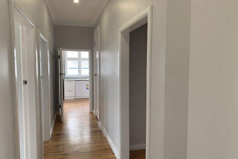 Photo of property in 74 Queenwood Road, Levin, 5510