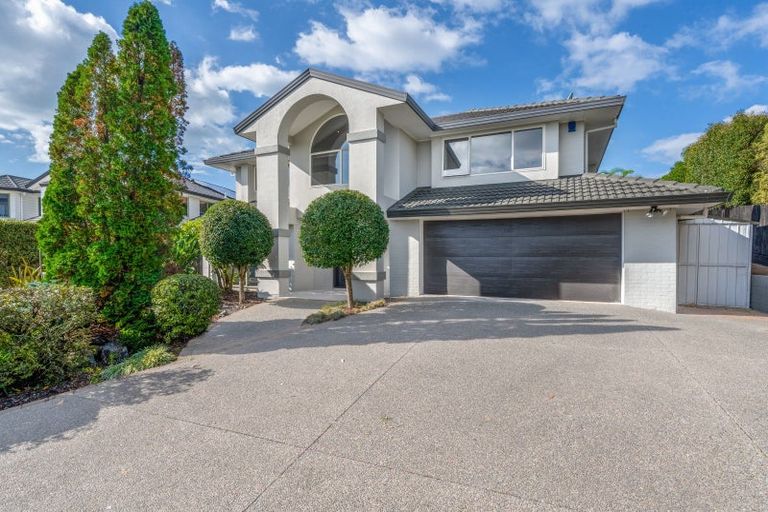 Photo of property in 36 Woodgers Way, Somerville, Auckland, 2014