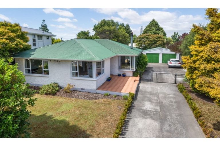 Photo of property in 52 Farrington Avenue, Bishopdale, Christchurch, 8053
