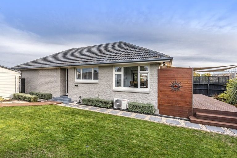 Photo of property in 1/12 Barclay Place, Burwood, Christchurch, 8061