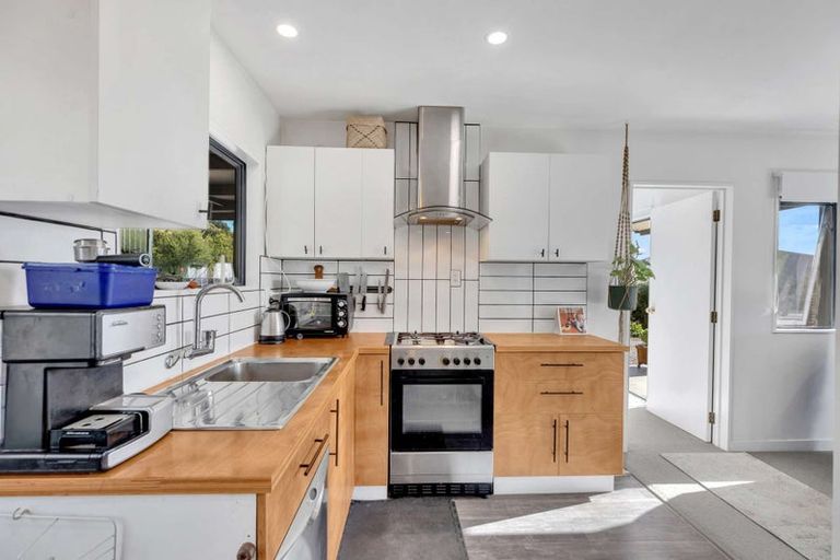 Photo of property in 57 Princes Street, Waikari, 7420