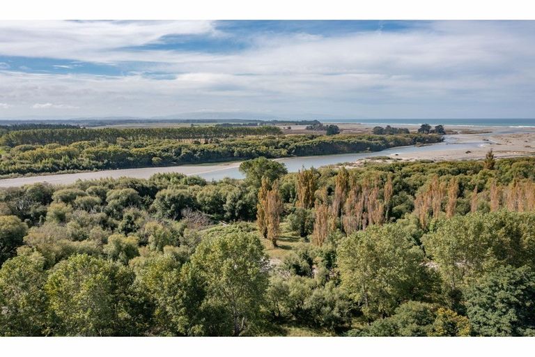 Photo of property in 14 Collins Drive, Waikuku Beach, 7402