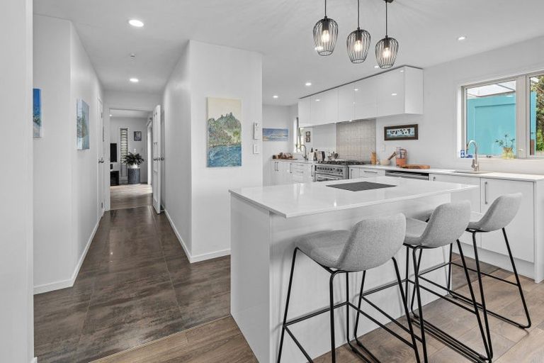 Photo of property in 24 Shoebridge Crescent, Ngunguru, Whangarei, 0173