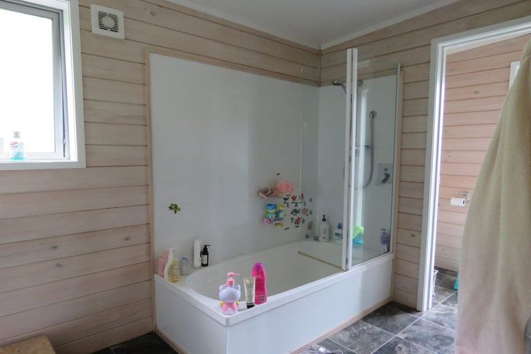 Photo of property in 24 Amokura Drive, Kerikeri, 0230