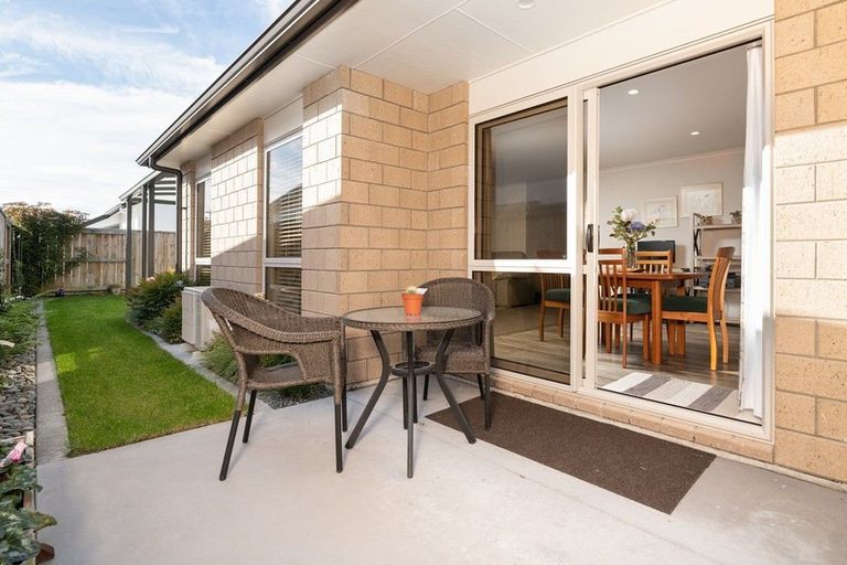 Photo of property in 56 Awataha Crescent, Pyes Pa, Tauranga, 3110