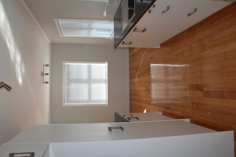 Photo of property in 11 Minton Place, Manurewa, Auckland, 2102