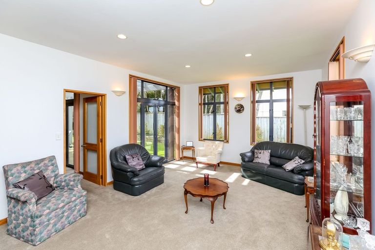 Photo of property in 96g Branch Road, Highlands Park, New Plymouth, 4312