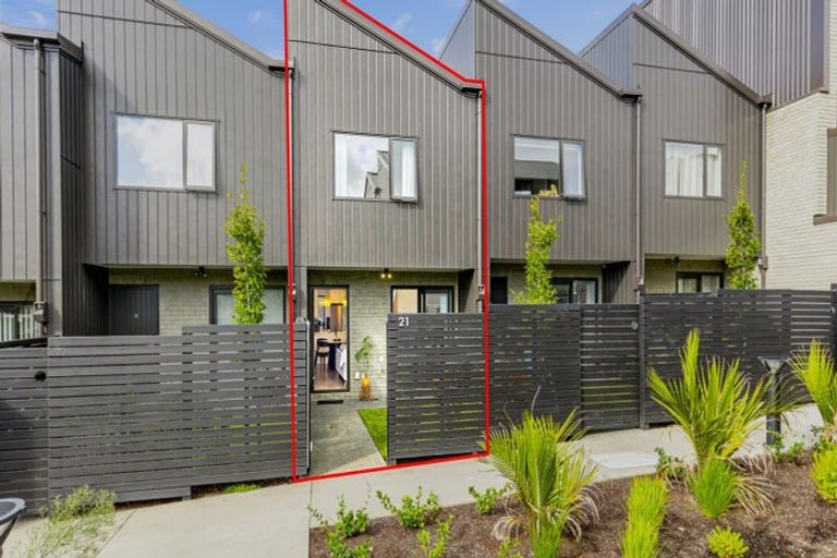 Photo of property in 21/28 Westgate Drive, Westgate, Auckland, 0614