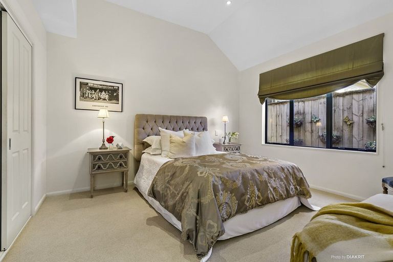 Photo of property in 7 Futuna Close, Karori, Wellington, 6012