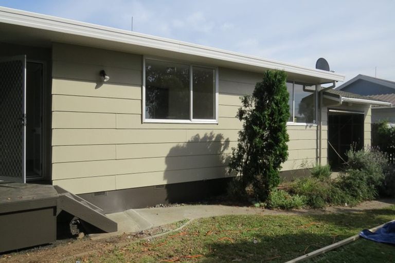 Photo of property in 2b Oak Avenue, Nawton, Hamilton, 3200