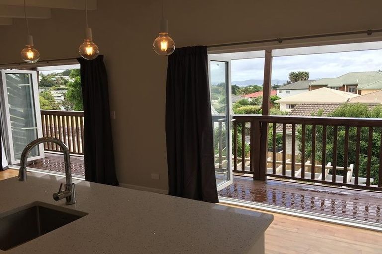 Photo of property in 686a Whangaparaoa Road, Stanmore Bay, Whangaparaoa, 0932
