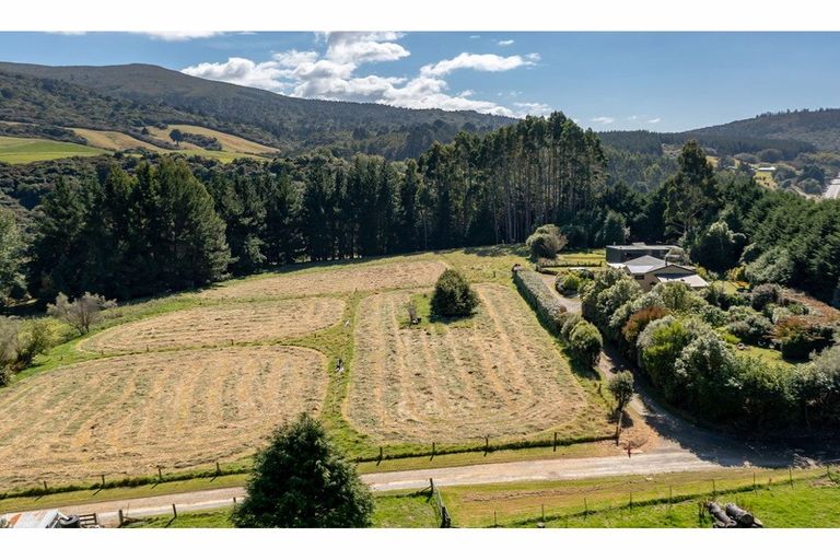 Photo of property in 282 Leith Valley Road, Leith Valley, Dunedin, 9010