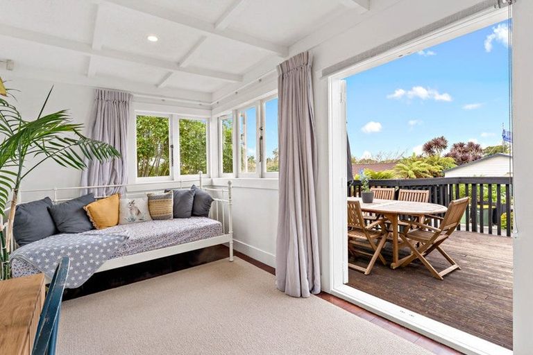 Photo of property in 33 Helvetia Road, Pukekohe, 2120