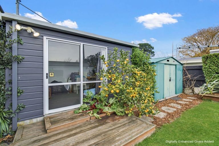 Photo of property in 56 Awatea Road, Hornby, Christchurch, 8042