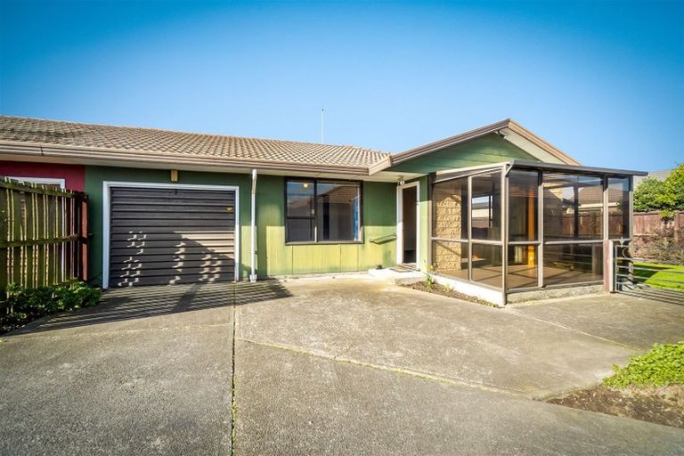 Photo of property in 2/359 Main South Road, Hornby, Christchurch, 8042