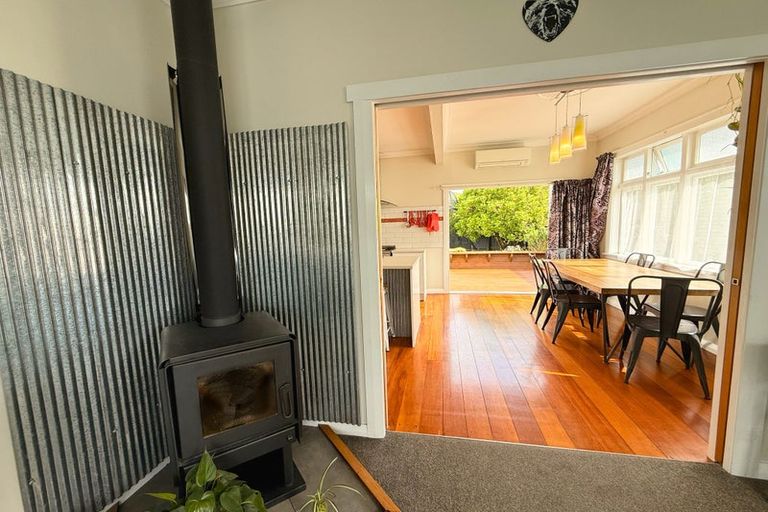 Photo of property in 4 Norton Park Avenue, Fairfield, Lower Hutt, 5011