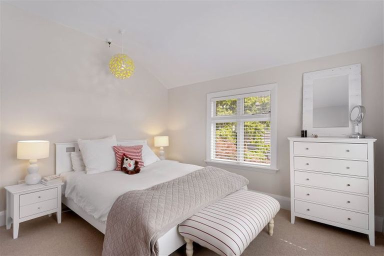 Photo of property in 81 Carlton Mill Road, Merivale, Christchurch, 8014