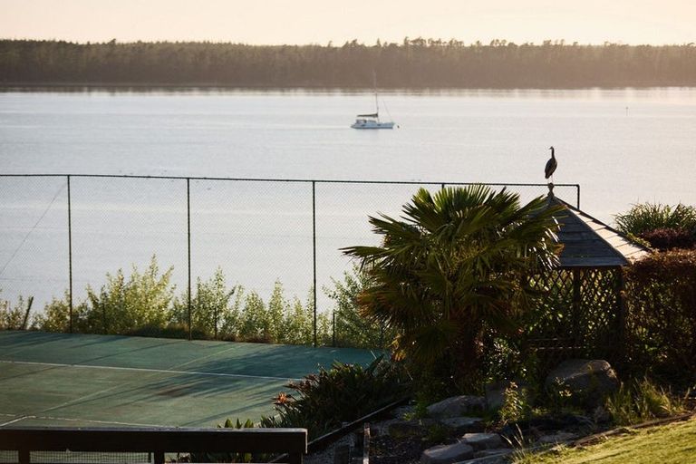 Photo of property in 300 Ongare Point Road, Tahawai, Katikati, 3170