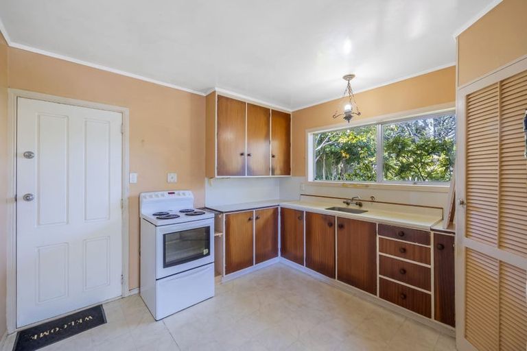 Photo of property in 1/24 Landop Terrace, Howick, Auckland, 2014