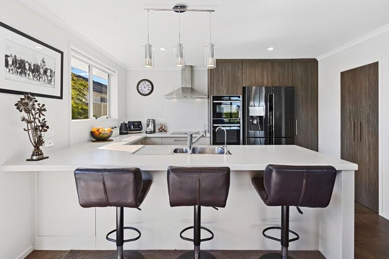 Photo of property in 1 Catamaran Way, Papamoa Beach, Papamoa, 3118