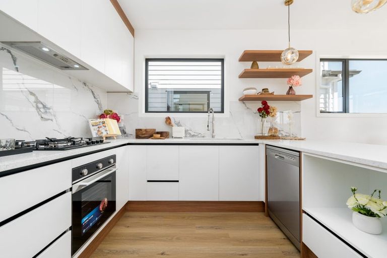 Photo of property in 26 Woven Place, Karaka, Papakura, 2113