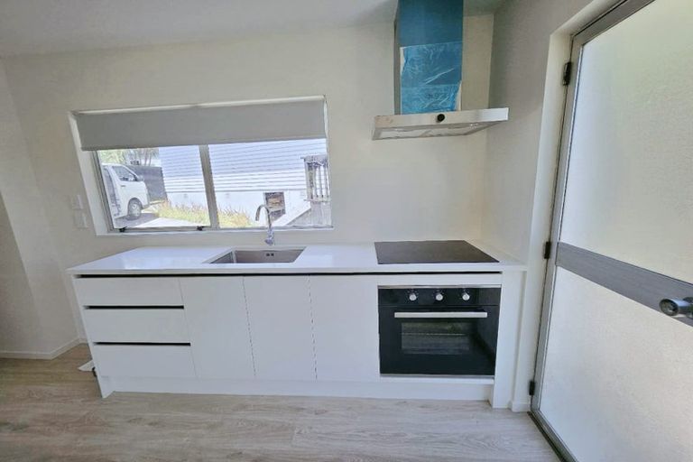 Photo of property in 69a Farquhar Road, Glendene, Auckland, 0602