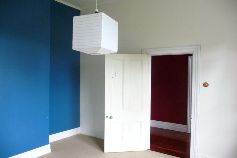 Photo of property in 5 Hereford Street, West End, Palmerston North, 4410