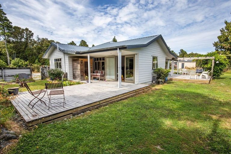 Photo of property in 2030 Kumara Junction Highway, Kumara Junction, Hokitika, 7882