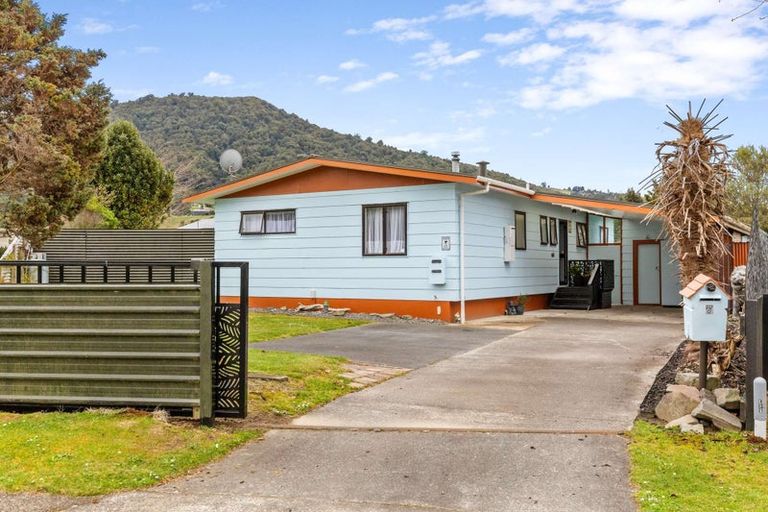 Photo of property in 7 Amber Place, Pukehangi, Rotorua, 3015
