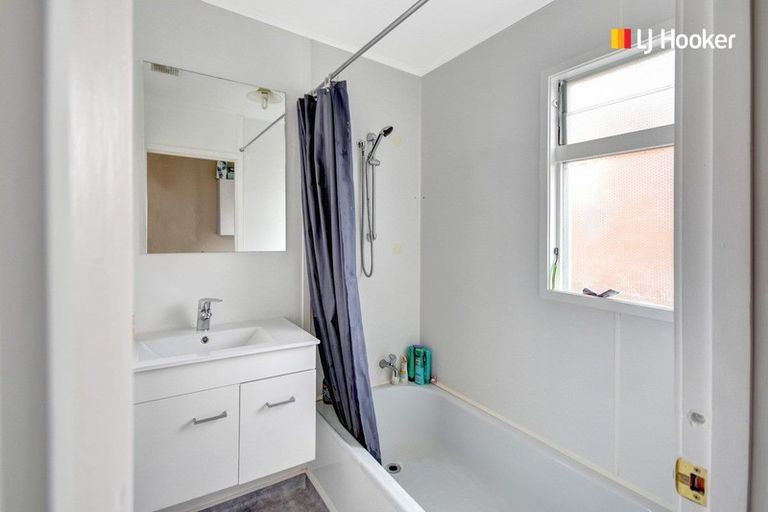 Photo of property in 46 Bathgate Street, South Dunedin, Dunedin, 9012