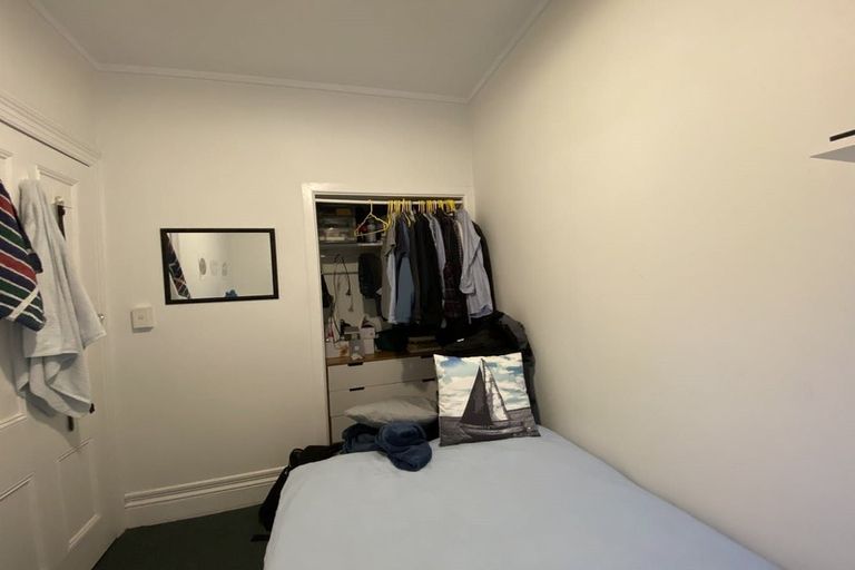 Photo of property in 16 Austin Street, Mount Victoria, Wellington, 6011