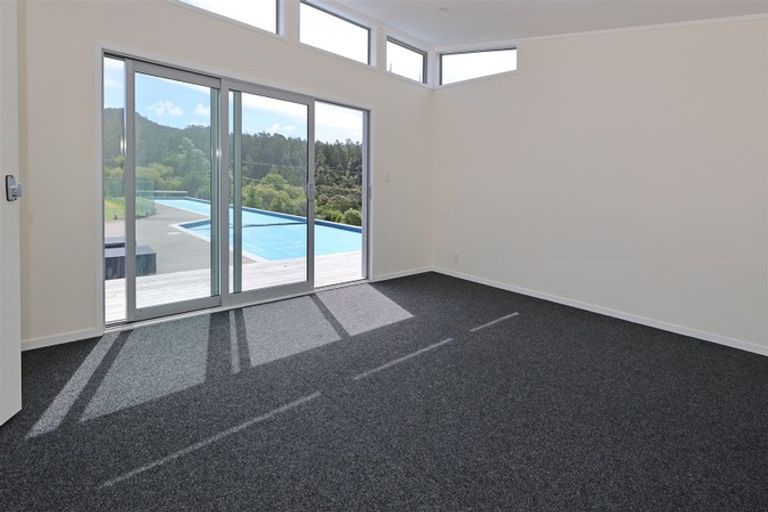 Photo of property in 28d Tram Valley Road, Swanson, Auckland, 0614