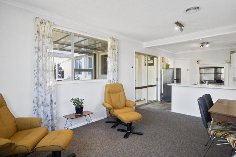 Photo of property in 32 Constitution Avenue, Milton, 9220