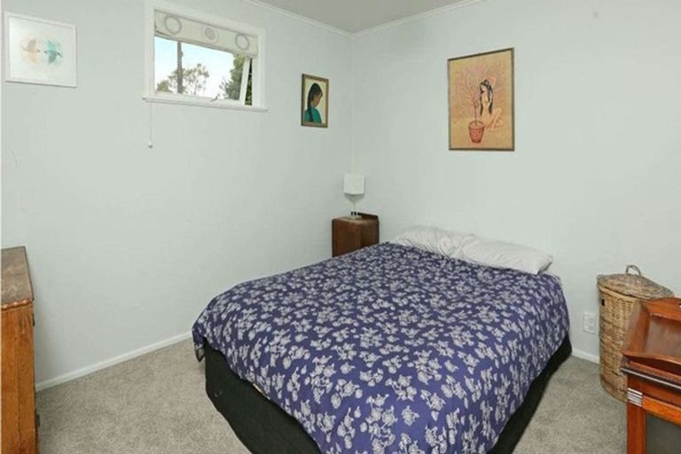 Photo of property in 42 Brains Road, Kelston, Auckland, 0602