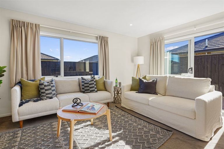 Photo of property in 68 Longcot Drive, Rolleston, 7615