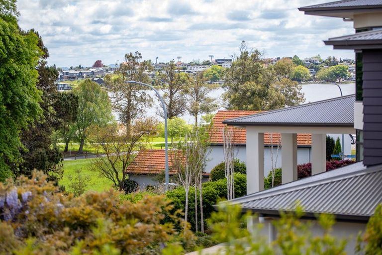 Photo of property in 135a Lake Crescent, Hamilton Lake, Hamilton, 3204