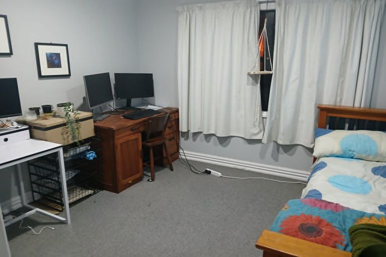 Photo of property in 166a Aro Street, Aro Valley, Wellington, 6021
