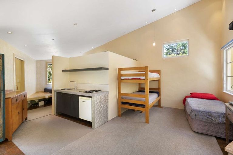 Photo of property in 19 Flays Road, Coromandel, 3506