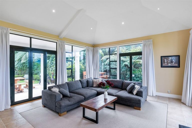 Photo of property in 1 Corrondella Grove, Belmont, Lower Hutt, 5010