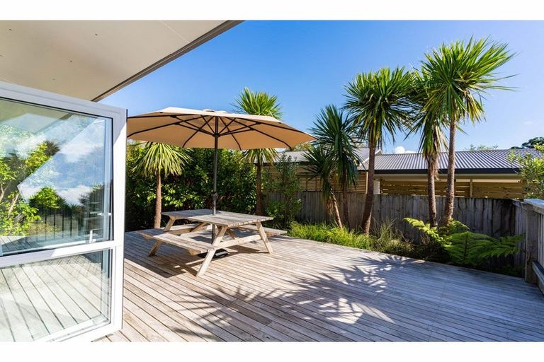 Photo of property in 7a Halyard Way, Mangawhai, 0505