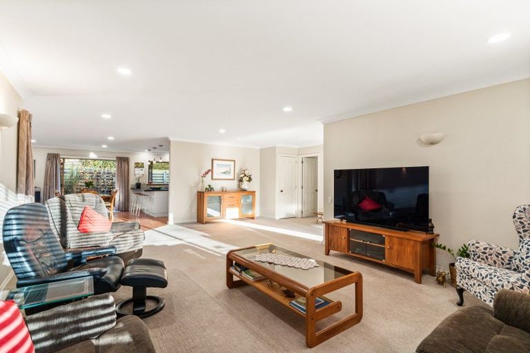 Photo of property in 30 Beaumaris Boulevard, Bethlehem, Tauranga, 3110