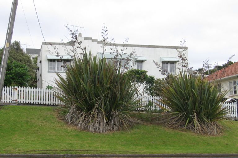 Photo of property in 17 Porter Crescent, Helensville, 0800