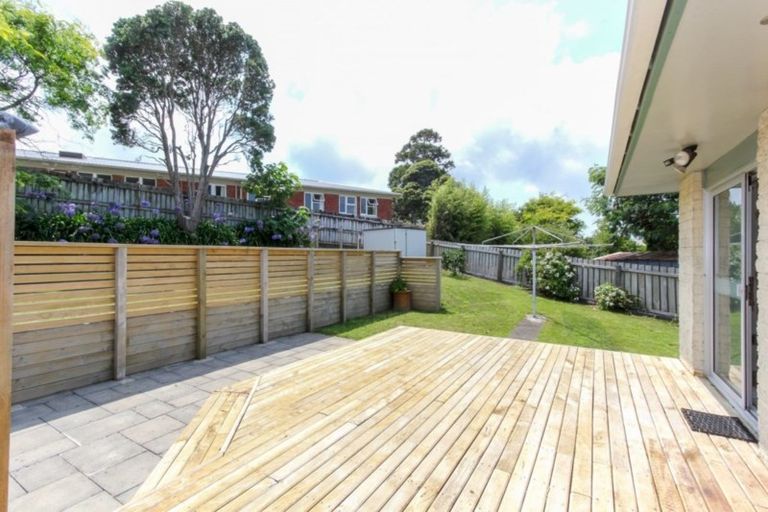 Photo of property in 23 Trafalgar Street, Westown, New Plymouth, 4310