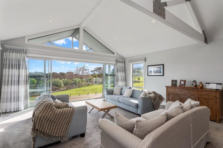 Photo of property in 252 Amreins Road, Taupaki, Henderson, 0782