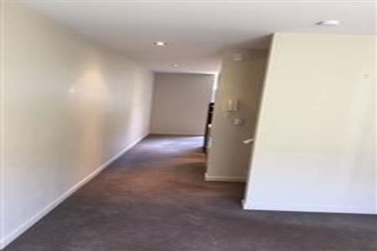 Photo of property in The Altair, 28/120 Rintoul Street, Newtown, Wellington, 6021