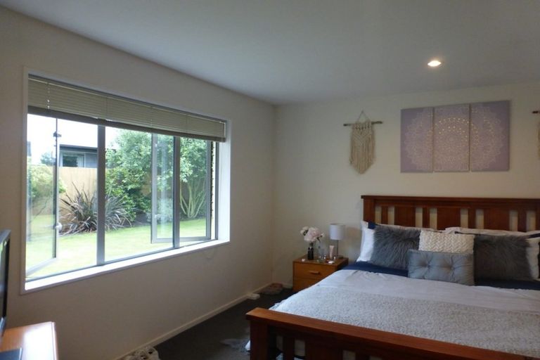 Photo of property in 28 Greenwich Street, Halswell, Christchurch, 8025